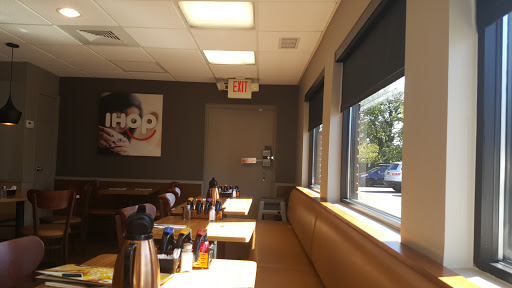 Restaurant «IHOP», reviews and photos, 2971 Long Beach Rd, Oceanside, NY 11572, USA