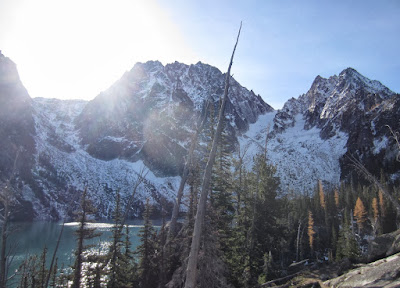 First view of Draongtail and Colchuck Peaks from Colchuck Lake