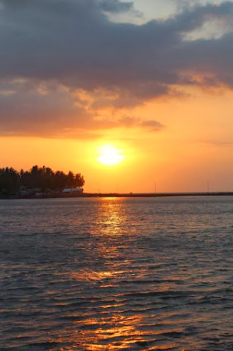 sunset pelabuhan palipi majene sunset pelabuhan palipi majene
