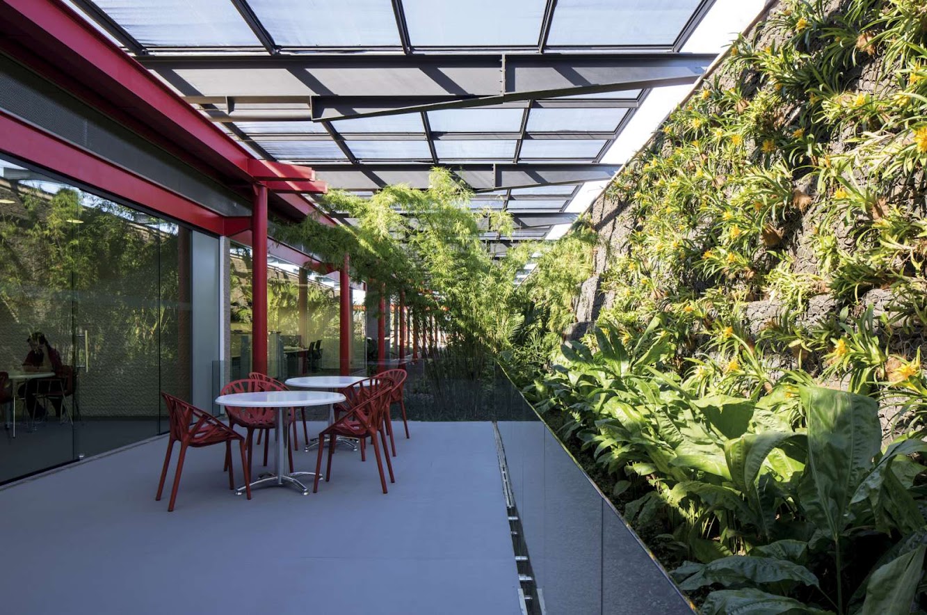 Santander Data Center by Loeb Capote Arquitetura e