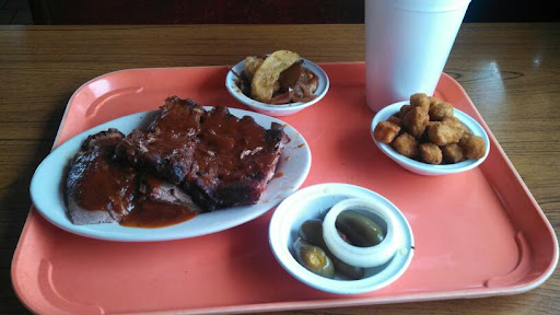 Barbecue Restaurant «Pinehurst BBQ», reviews and photos, 100 Strickland Dr, Orange, TX 77630, USA