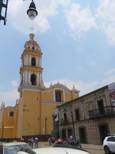 Parroquia de San Pedro Cholula, Avenida 5 de Mayo, 401, Centro, 72760 Cholula de Rivadabia, Pue., México, Catedral | PUE
