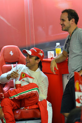 Фелипе Масса с братом в гараже Ferrari на Гран-при Сингапура 2013