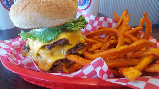 Restaurant «Beefcake Burgers», reviews and photos, 185 Morton Ave, Martinsville, IN 46151, USA