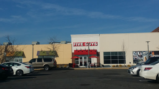Fast Food Restaurant «Five Guys», reviews and photos, 1701 Sunrise Hwy, Bay Shore, NY 11706, USA