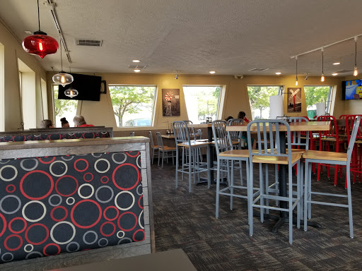 Pizza Restaurant «Pizza Hut», reviews and photos, 632 N Memorial Dr, Lancaster, OH 43130, USA