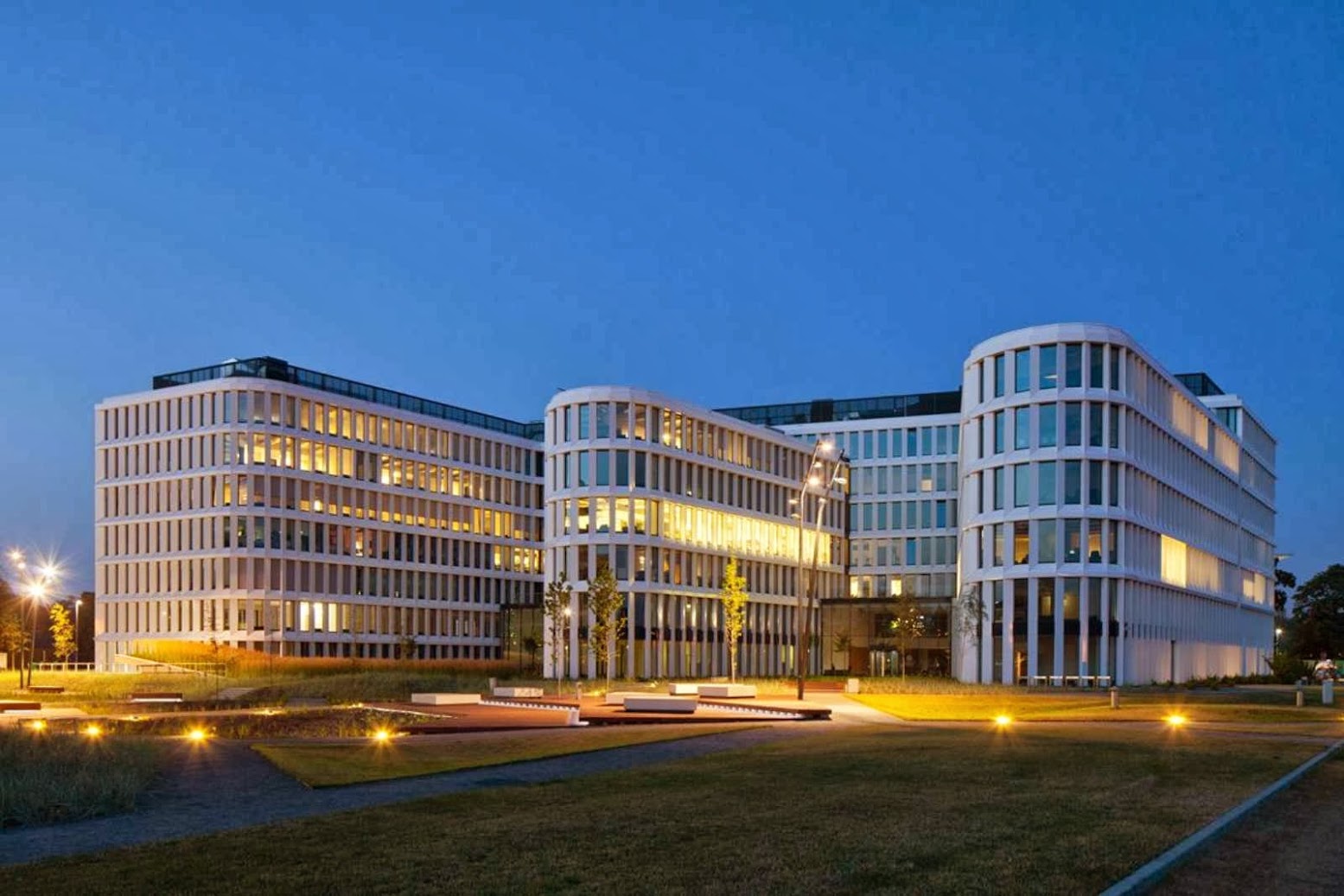 Business Garden Warszawa Hotel by Fuksas