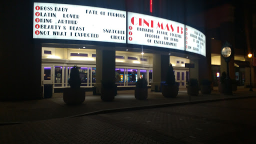 Movie Theater «Regal Cinemas Rockville Center 13», reviews and photos, 199 E Montgomery Ave, Rockville, MD 20850, USA