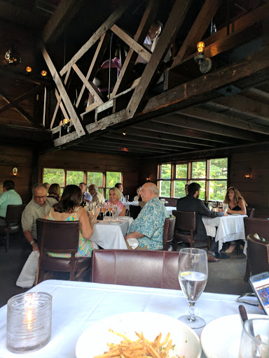 French Restaurant «Saddle River Inn», reviews and photos, 2 Barnstable Ct, Saddle River, NJ 07458, USA