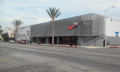 Sportswear Store «Nike East Los Angeles», reviews and photos, 4585 Whittier Blvd, East Los Angeles, CA 90022, USA