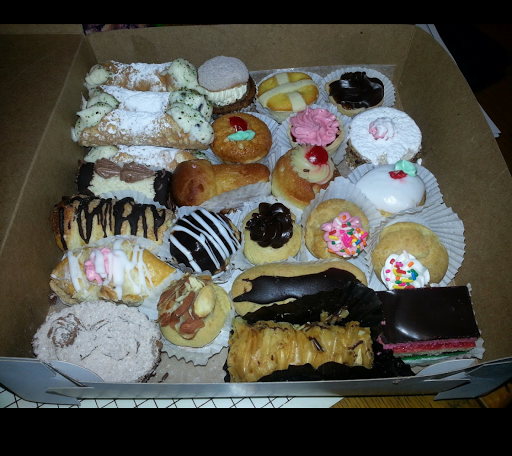Bakery «La Deliziosa», reviews and photos, 10 Mt Carmel Pl, Poughkeepsie, NY 12601, USA