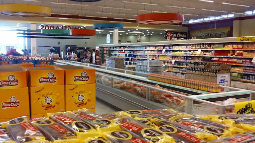 Supermercado Condor Brasília, Av. Brasília, 6900 - Novo Mundo, Curitiba - PR, 81020-010, Brasil, Supermercado, estado Parana