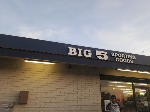 Sporting Goods Store «Big 5 Sporting Goods», reviews and photos, 921 E Southern Ave, Tempe, AZ 85282, USA