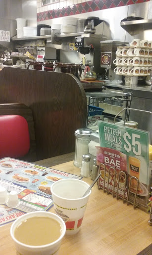 Breakfast Restaurant «Waffle House», reviews and photos, 1302 St Augustine Rd, Valdosta, GA 31601, USA
