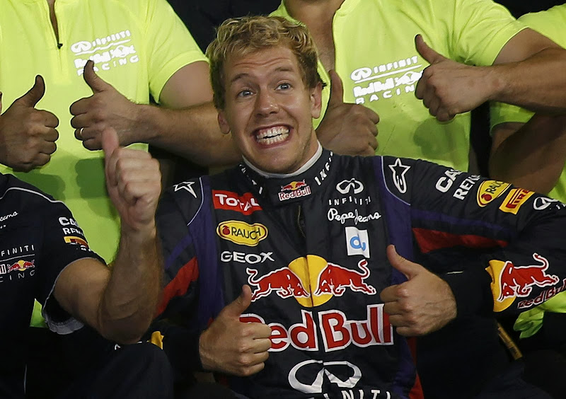 Себастьян Феттель рад победе на Гран-при Абу-Даби 2013