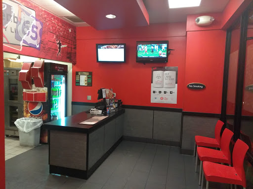 Pizza Restaurant «Pizza Hut», reviews and photos, 8 S Broadview St, Greenbrier, AR 72058, USA