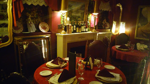 Restaurant «La Cote Basque Winehouse», reviews and photos, 3104 Beach Blvd S, Gulfport, FL 33707, USA