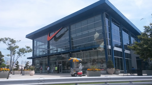 Sporting Goods Store «Nike Factory Store», reviews and photos, 30 N Arkansas Ave, Atlantic City, NJ 08401, USA