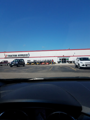 Home Improvement Store «Tractor Supply Co.», reviews and photos, 23735 US-23, Circleville, OH 43113, USA