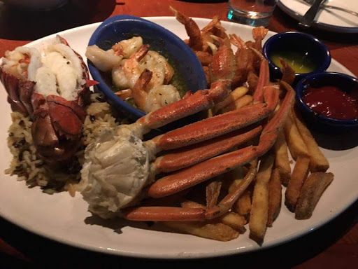 Seafood Restaurant «Red Lobster», reviews and photos, 1890 Madison Ave, Mankato, MN 56001, USA