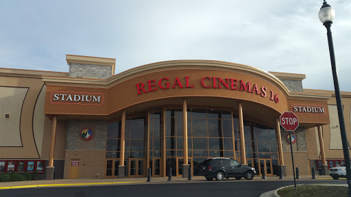 Movie Theater «Regal Cinemas Westchester Commons 16», reviews and
