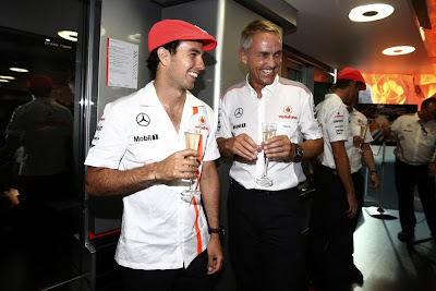 Серхио Перес и Мартин Уитмарш на вечеринке в честь 50-летия McLaren на Гран-при Италии 2013