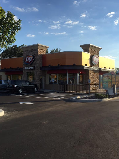 Fast Food Restaurant «DQ Grill & Chill Restaurant», reviews and photos, 777 Independence Rd, Weldon Spring, MO 63304, USA