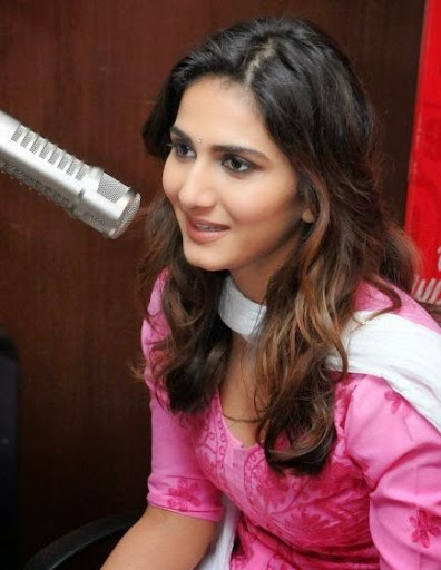 Vaani Kapoor Photos