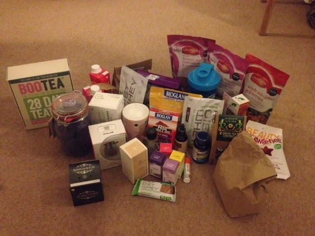 My Holland & Barrett haul BooTea teatox, Marula Oil and more from Holland & Barrett