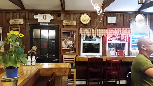 Restaurant «Maple River Restaurant», reviews and photos, 87 S Maple Ave, Port Jervis, NY 12771, USA