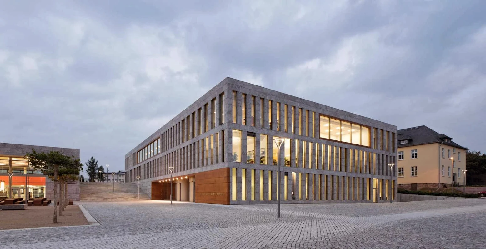 Fulda University and State Library by ATELIER 30