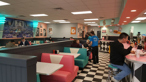 Restaurant «Hwy 55 Burgers Shakes & Fries», reviews and photos, 5420 IN-62 Suite 500, Jeffersonville, IN 47130, USA