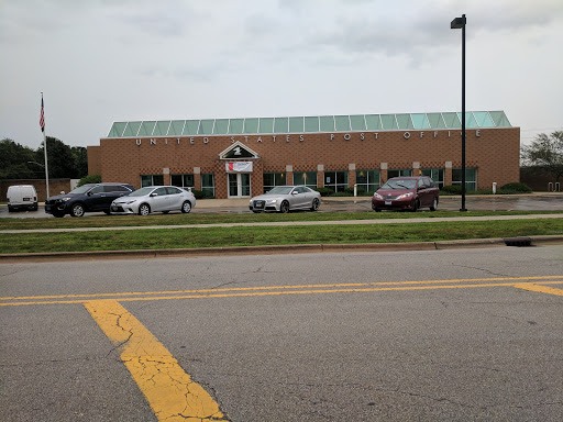 Post Office «Warrenville Post Office», reviews and photos, 3s101 Rockwell St, Warrenville, IL 60555, USA