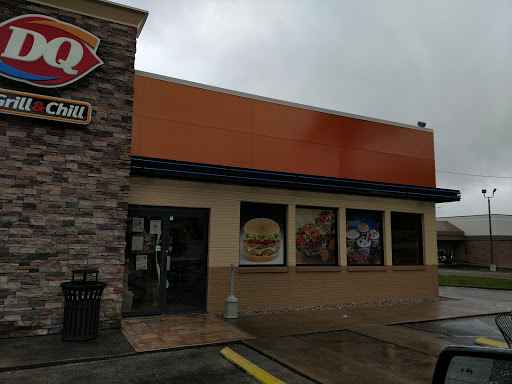 Fast Food Restaurant «DQ Grill & Chill Restaurant», reviews and photos, 1008 Gainesboro Hwy, Celina, TN 38551, USA