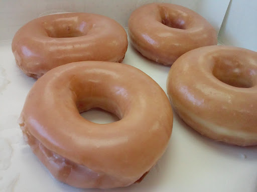 Bakery «Krispy Kreme Doughnuts», reviews and photos, 16851 S Dixie Hwy, Palmetto Bay, FL 33157, USA