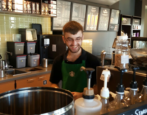 Coffee Shop «Starbucks», reviews and photos, 102 E Irving Park Rd, Itasca, IL 60143, USA