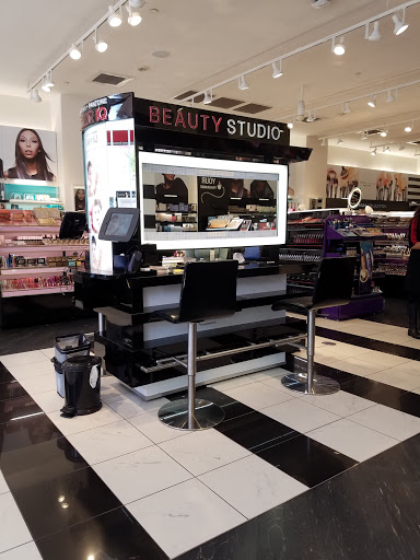 Cosmetics Store «SEPHORA», reviews and photos, 639 E Shaw Ave, Fresno, CA 93710, USA