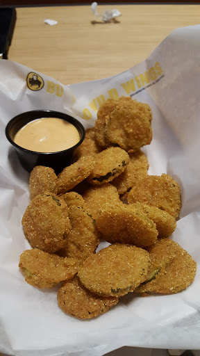 Chicken Wings Restaurant «Buffalo Wild Wings», reviews and photos, 1705 N Jackson St, Tullahoma, TN 37388, USA