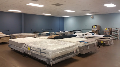 Mattress Store «Famous Tate Appliance & Bedding Centers», reviews and photos, 8010 Grand Blvd, Port Richey, FL 34668, USA