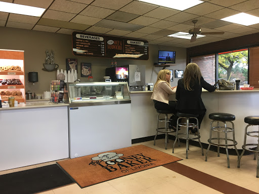 Donut Shop «The Looney Baker», reviews and photos, 13931 Farmington Rd, Livonia, MI 48154, USA
