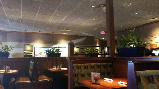 Seafood Restaurant «Red Lobster», reviews and photos, 2141 S Glenstone Ave, Springfield, MO 65804, USA