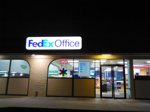 Print Shop «FedEx Office Print & Ship Center», reviews and photos, 933 E University Dr, Tempe, AZ 85281, USA