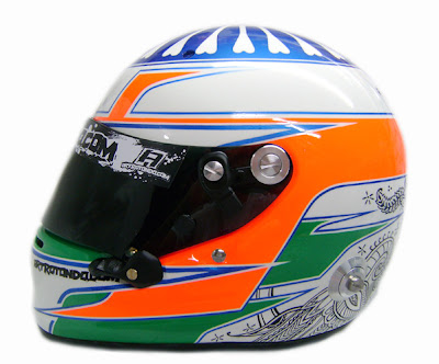 шлем Нараина Картикеяна для Гран-при Индии 2011