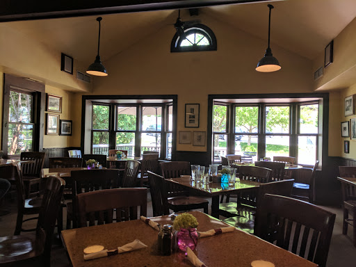 Cafe «Town House Cafe», reviews and photos, 105 N 2nd Ave, St Charles, IL 60174, USA
