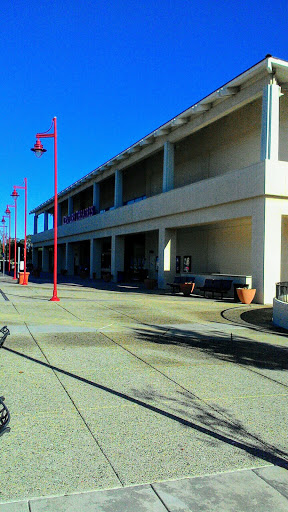 1700 Del Monte Center, Monterey, CA 93940, USA