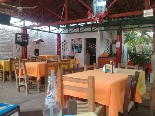 Marisquería Familiar, Querétaro Sur 9, Centro, 63430 Acaponeta, Nay., México, Restaurante | NAY
