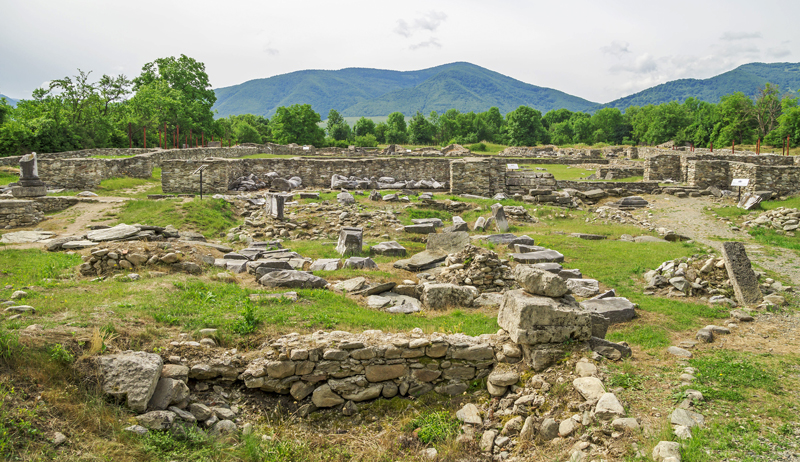 Buildings in ancient Roman capital of Dacia to be restored Buildings in ancient Roman capital of Dacia to be restored