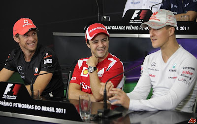 Дженсон Баттон Фелипе Масса Михаэль Шумахер на пресс-конференции в черверг на Гран-при Бразилии 2011