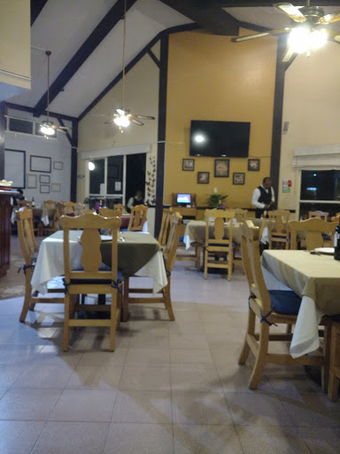 Restaurante La Mia Pampa, Puebla-Matamoros 1904-A, Área de la la Alfonsina, 74290 Atlixco, Pue., México, Restaurante de comida del norte de Italia | PUE