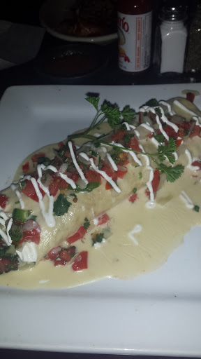 Mexican Restaurant «Cinco de Mayo Bar & Grill», reviews and photos, 446 Central Ave, Dover, NH 03820, USA